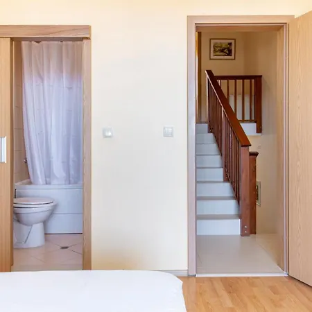 Harmony Hills Tomovi Casa 16 *