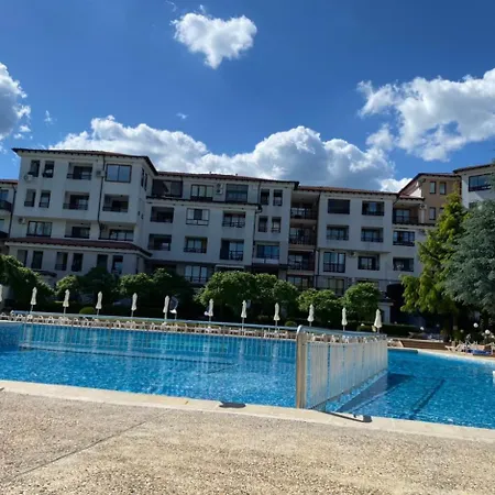 Harmony Hills Tomovi Casa 16 *