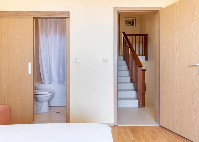 Harmony Hills Tomovi Casa 16 *